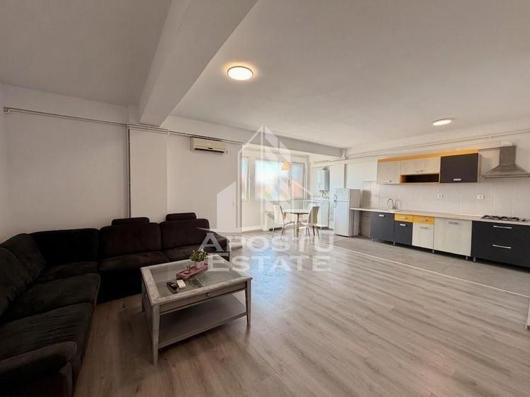 Apartament cu 2 camere decomandat, mobilat în Torontalului