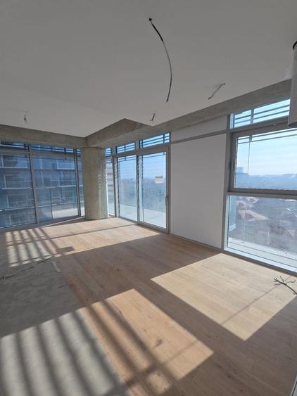 Apartament cu 3 camere decomandat în Floreasca
