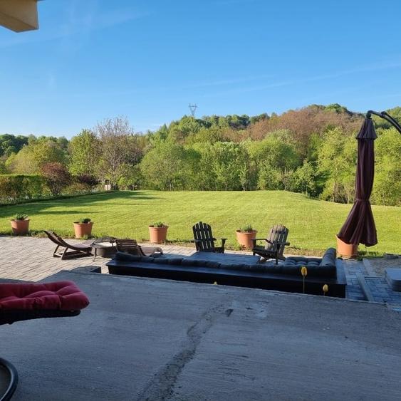 Casă individuală cu 5 camere cu Teren 5976 Mp în Corbeni