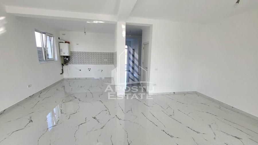 Casă individuală cu 5 camere cu Canalizare în Dumbrăvița