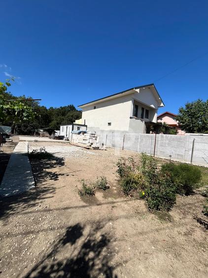Teren Construcții intravilan de 930 mp, în Poiana lui Stângă
