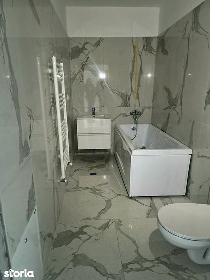 Garsonieră decomandată în Central