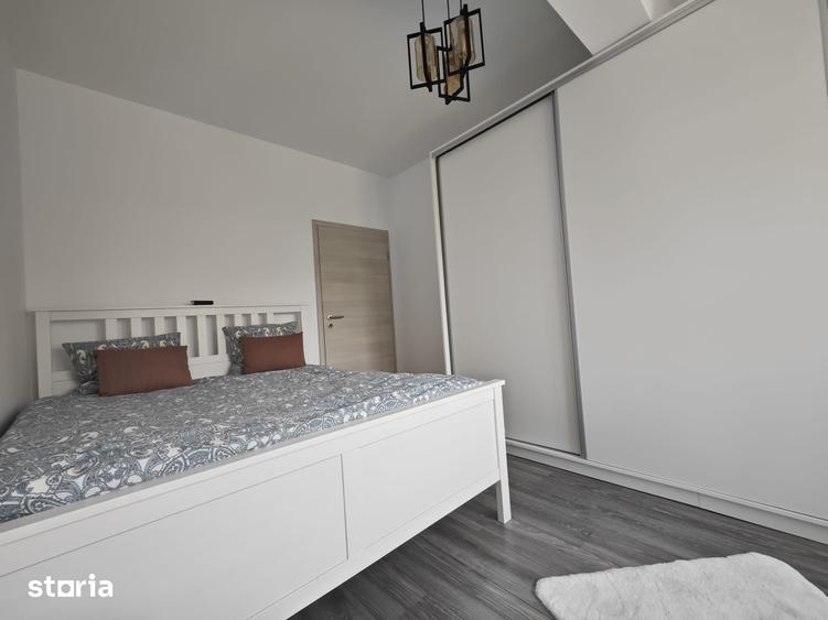 Apartament cu 2 camere decomandat în Apărătorii Patriei