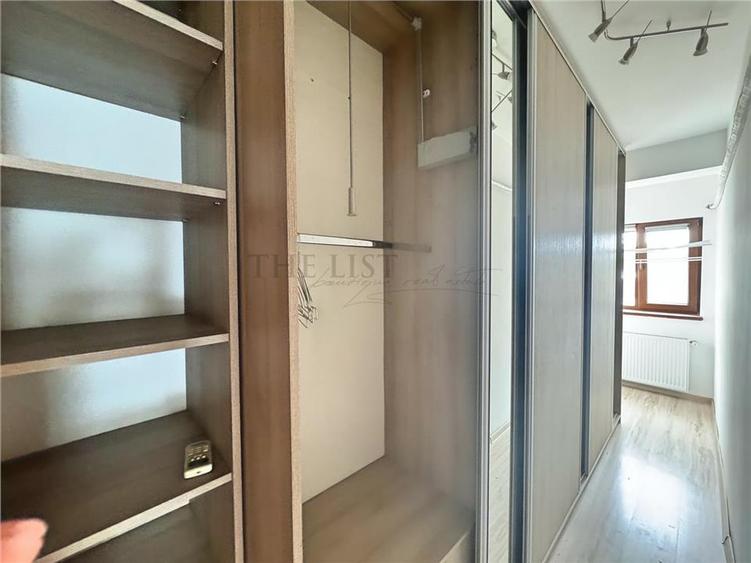 Apartament cu 3 camere decomandat în Floreasca
