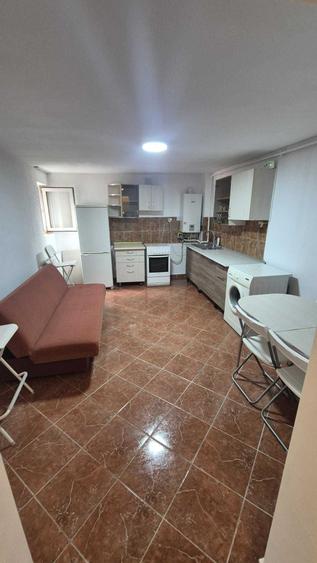 Apartament cu 2 camere semidecomandat în Hașdeu