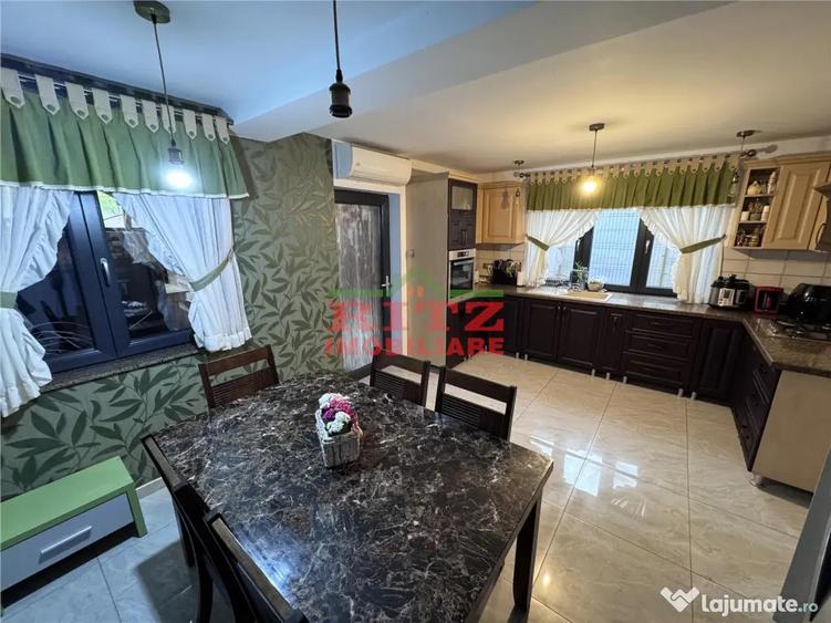 Casă cu 4 camere cu Teren 560 Mp în Central