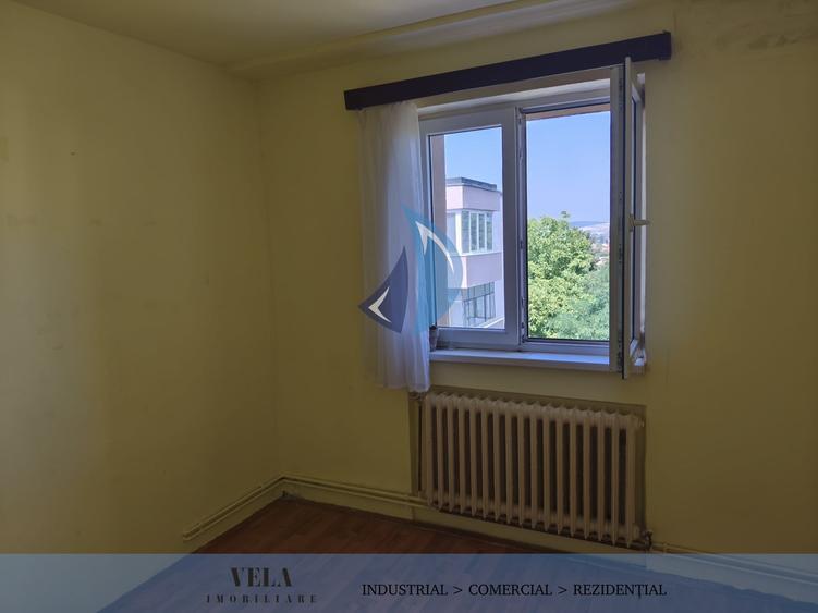 Apartament cu 3 camere în Dâmbu Pietros
