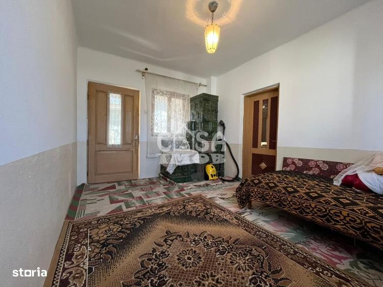 Casă cu 4 camere în Căprioru