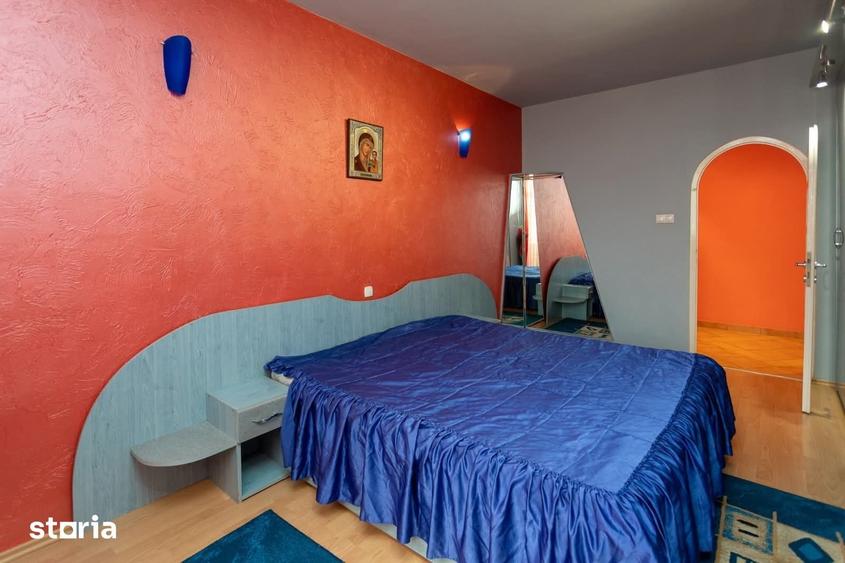 Apartament cu 3 camere decomandat în Central