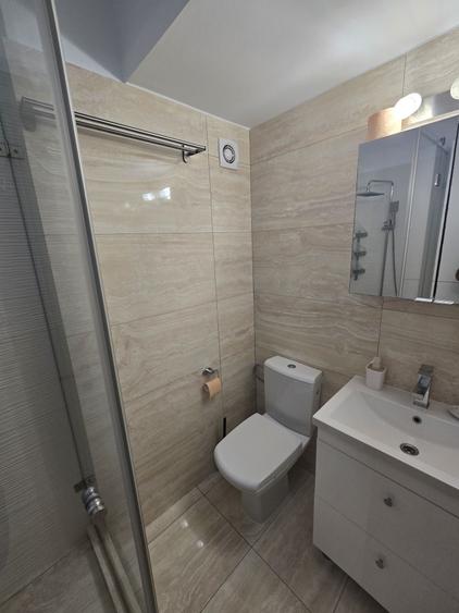 Inchiriez apartament 2 camere - 5