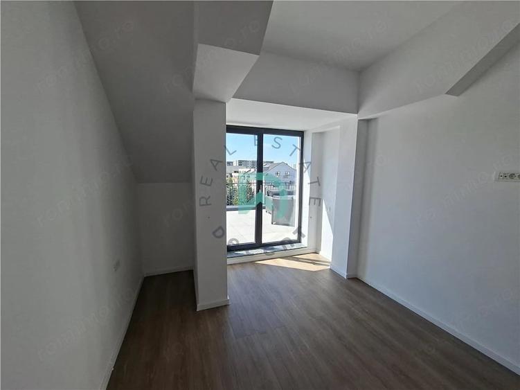 Apartament-penthouse 3 camere Tractorul, 70 mp - Brasov - 2