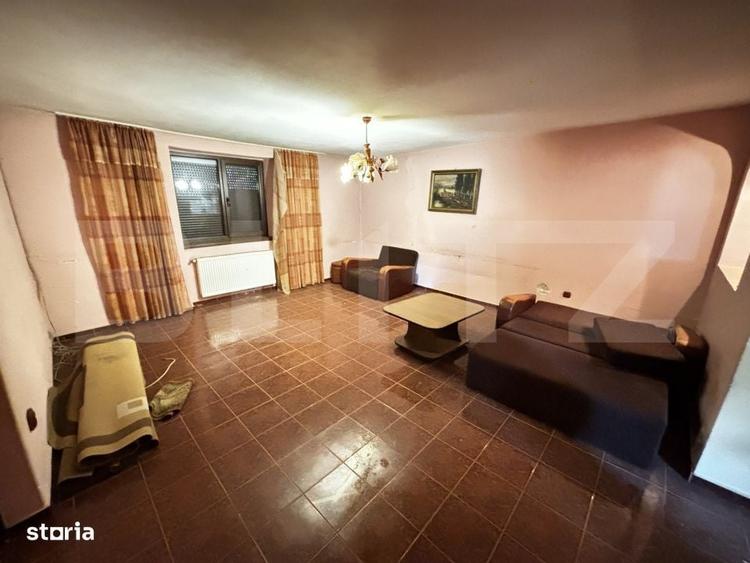 Casă cu 3 camere în Central
