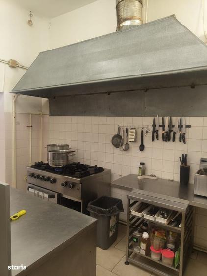 Apartament cu 4 camere în Ultracentral