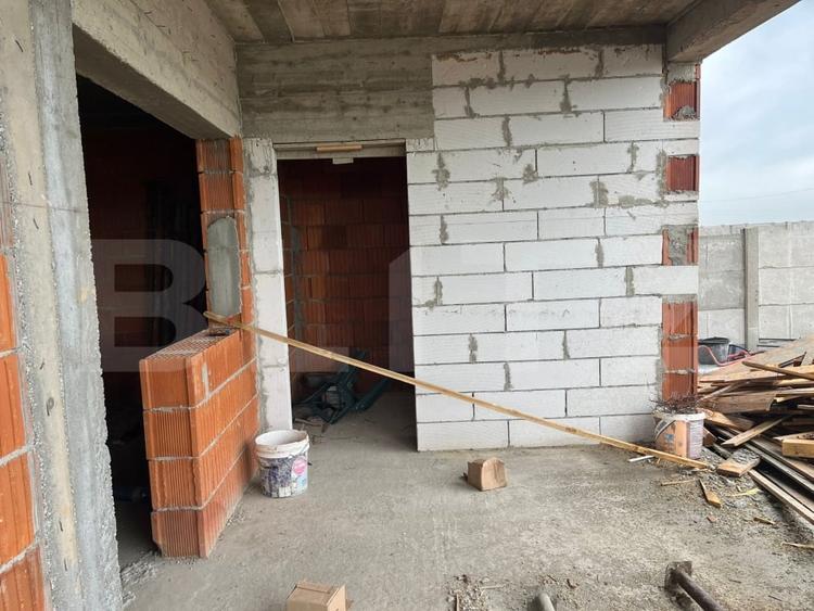 Casă individuală cu 4 camere cu Teren 530 Mp în Sud-Est