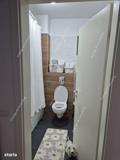 Apartament cu 3 camere în Aradului