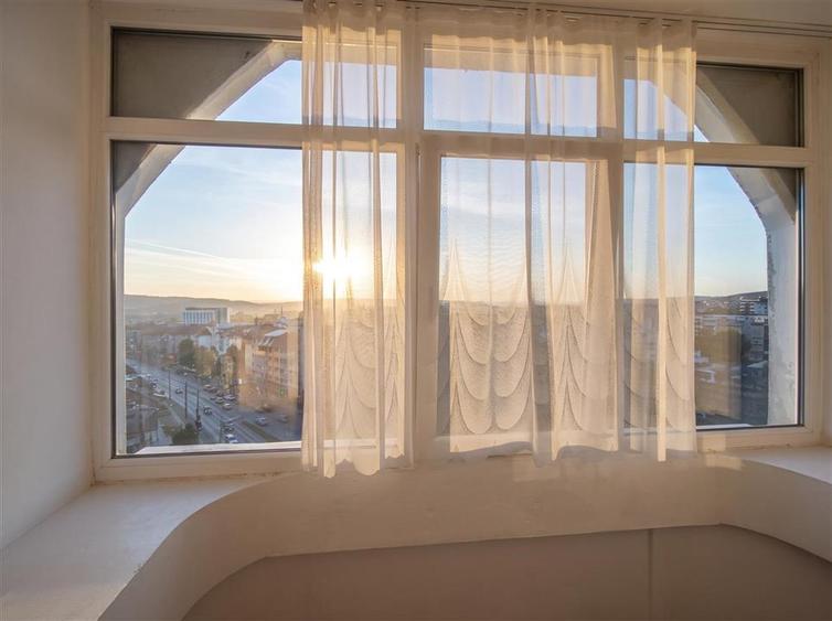 Apartament cu 2 camere decomandat în Burdujeni