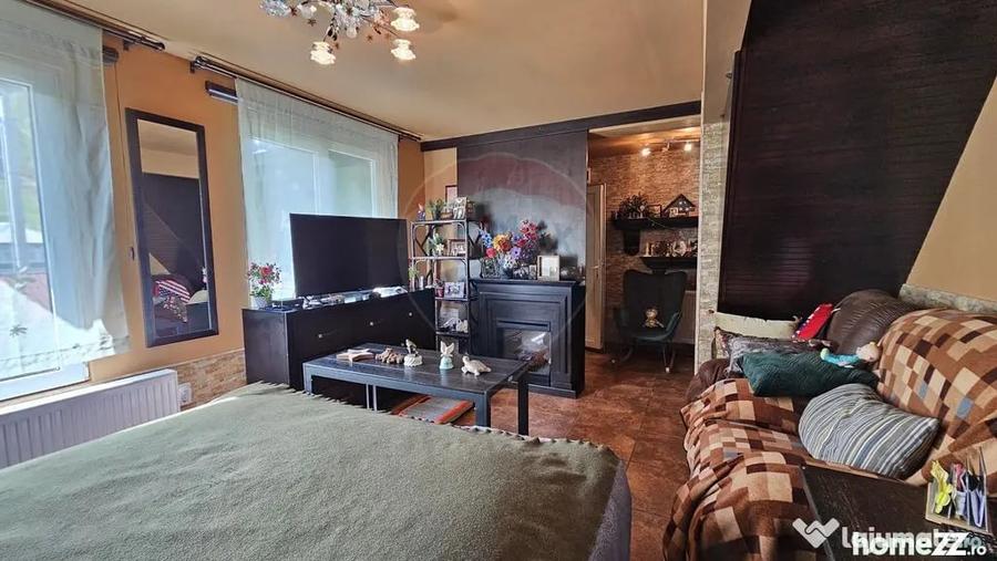Casă cu 3 camere cu Teren 4456 Mp în Dorna-Arini