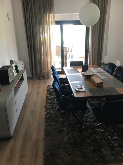 Casă individuală cu 8 camere cu Piscina în Snagov