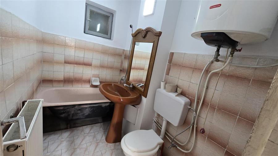 Apartament 3 camere  Suceava Molid De Vanzare! - 5