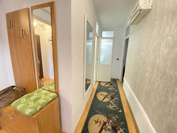 Apartament cu 3 camere decomandat în Dacia