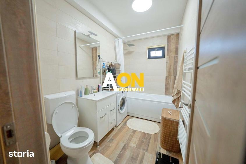 Apartament cu 3 camere semidecomandat, mobilat în Cetate