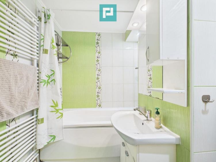 Apartament cu 2 camere în Intim