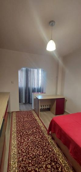 Apartament cu 3 camere decomandat în Zimbru