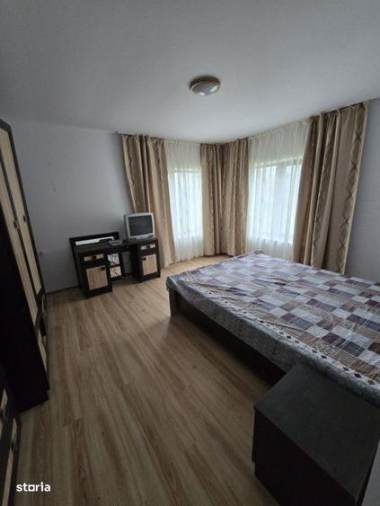 Casă cu 4 camere în Fântânele