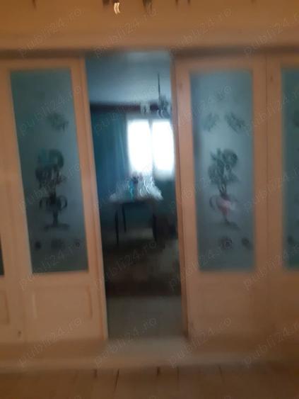Casă cu 5 camere cu Teren 2700 Mp în Ineu