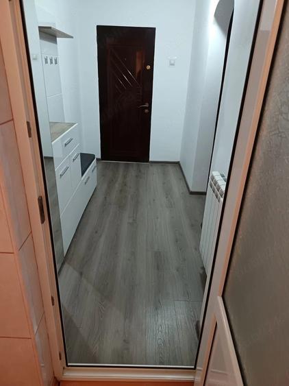 Garsonieră decomandată în Micro 14