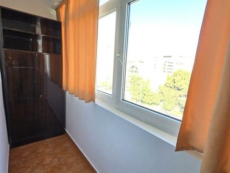 Apartament cu 2 camere decomandat în Cantemir