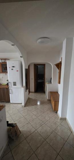 Apartament cu 2 camere decomandat în Faleza Nord