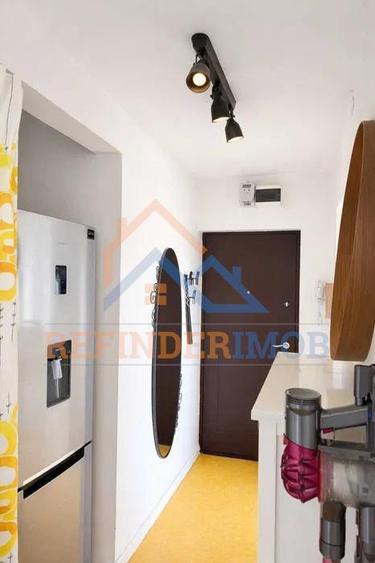 Apartament cu 2 camere semidecomandat, mobilat în Cantemir