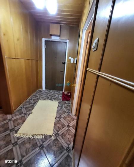 Apartament cu 3 camere decomandat în Alexandru cel Bun