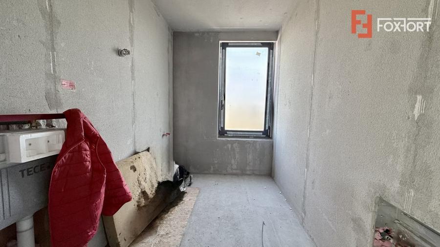 Duplex cu 5 camere cu Canalizare în Moșnița Nouă