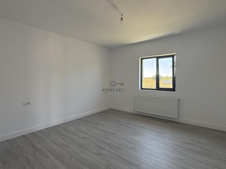 Casă individuală cu 5 camere cu Teren 500 Mp în Ciorogârla