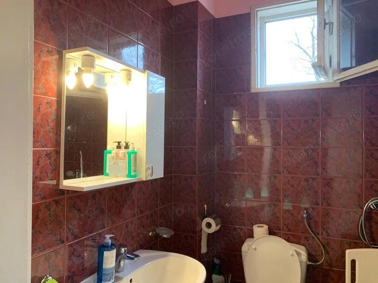 Casă cu 4 camere cu Teren 347 Mp în Sinaia