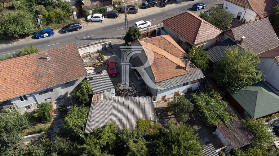 Casă individuală cu 3 camere cu Canalizare în Spitalul Județean