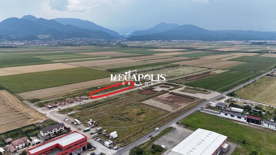 Teren Construcții intravilan de 5288 mp, în Est