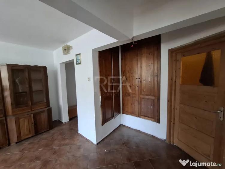 Apartament cu 3 camere decomandat în Gorjului
