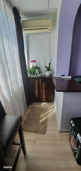 Garsonieră în Titan