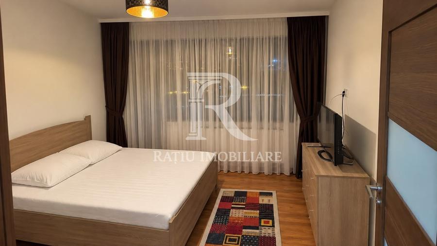 Apartament cu 3 camere semidecomandat, mobilat în Gării