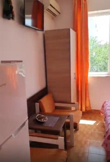 Garsoniera 25mp la Marea Neagră in Saturn, Mangalia, et 2/3 ,la 3 min de plaja - 2