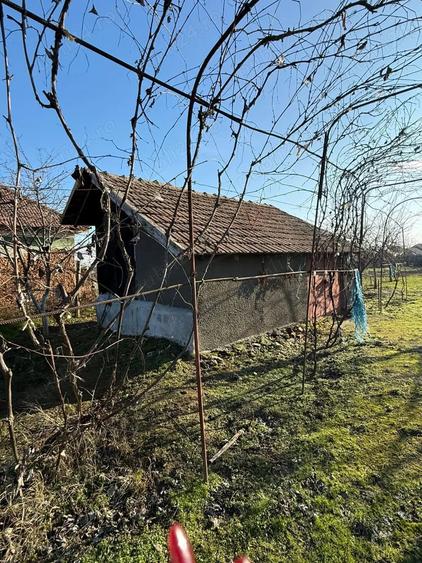 Casă cu 3 camere cu Teren 1792 Mp în Cioroboreni