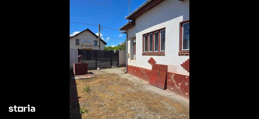 Casă cu 3 camere cu Teren 744 Mp în Decebal