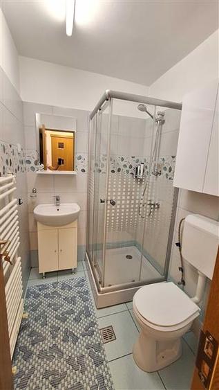 Apartament cu 4 camere decomandat, mobilat în Complex Studențesc