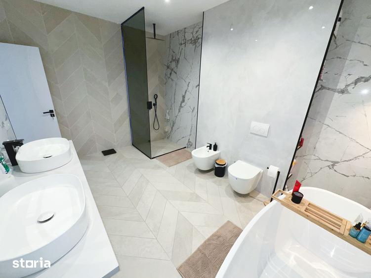 Casă cu 3 camere cu Teren 569 Mp în Central