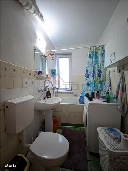 Apartament cu 3 camere în Tudor Vladimirescu