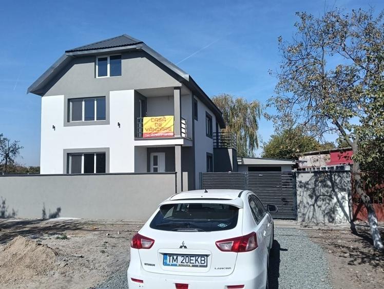 Casă cu 4 camere în Becicherecu Mic