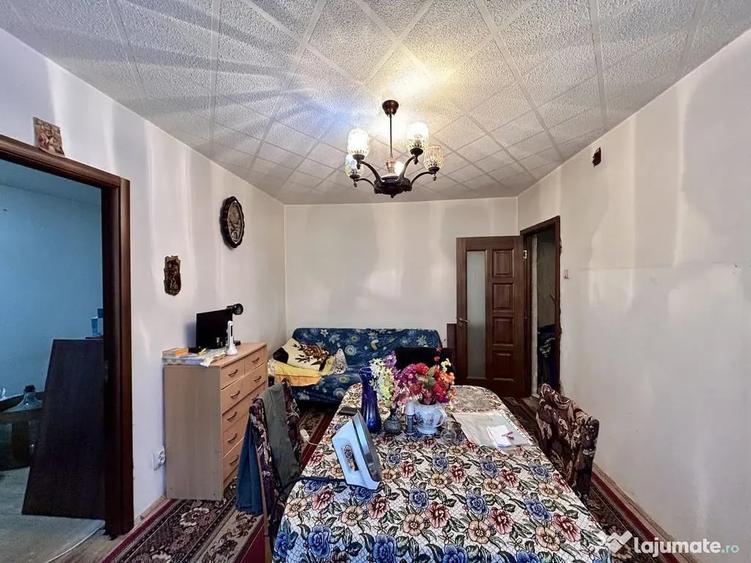 Apartament cu 2 camere decomandat în Vest